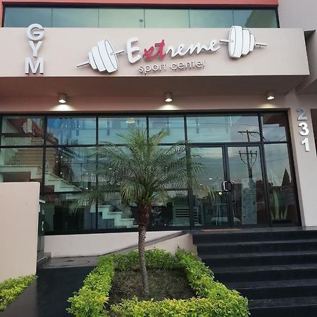 Hotel Real Zapopan Extérieur photo