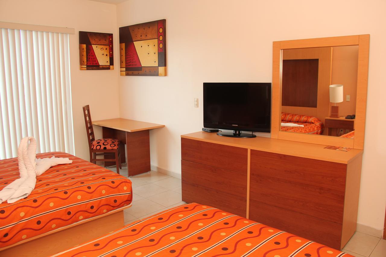 Hotel Real Zapopan Extérieur photo